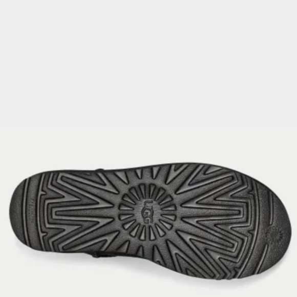 NIB UGG Classic Mini II Boot Black - Picture 7 of 8